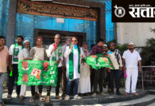 Water crisis : खामगाव पालिकेत एमआयएमचे ‘पुंगी बजाओ’; पाणी-स्वच्छतेच्या प्रश्नावर संताप