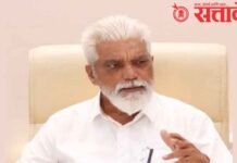 Dada Bhuse : भुसे विरुद्ध डेहनकर समीकरण? शिंदे सेनेतील वादांवर फुंकर घालणार का?