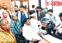 Water shortage : आठ महिन्यांपासून पाणीच मिळाले नाही, संतप्त महिलांचा अभियंत्याच्या कक्षात ठिय्या